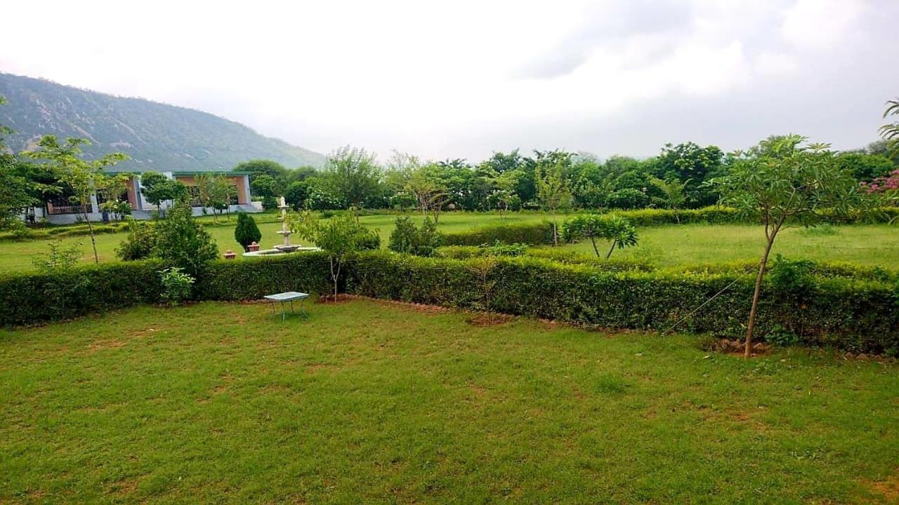 The Sariska Retreat Hotel Thana Ghazi Bagian luar foto