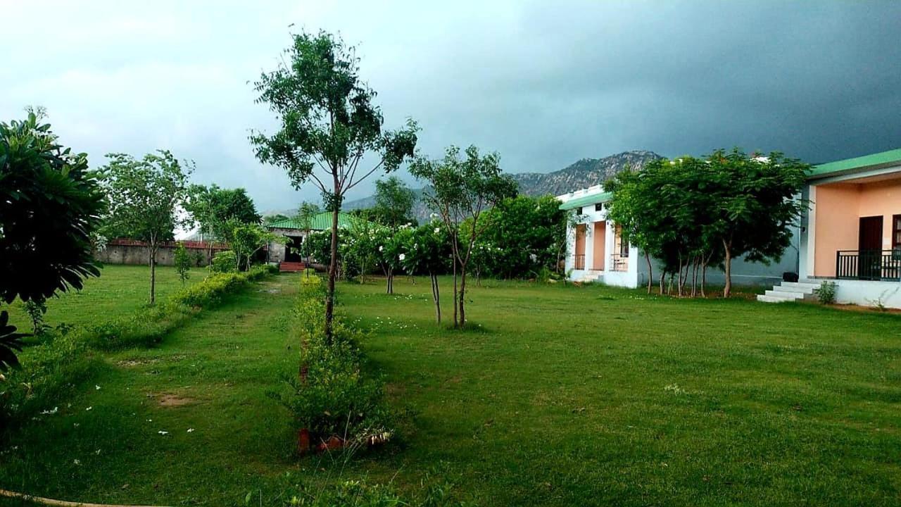 The Sariska Retreat Hotel Thana Ghazi Bagian luar foto